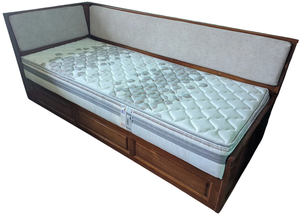 Bench bed with lifting mattress chest